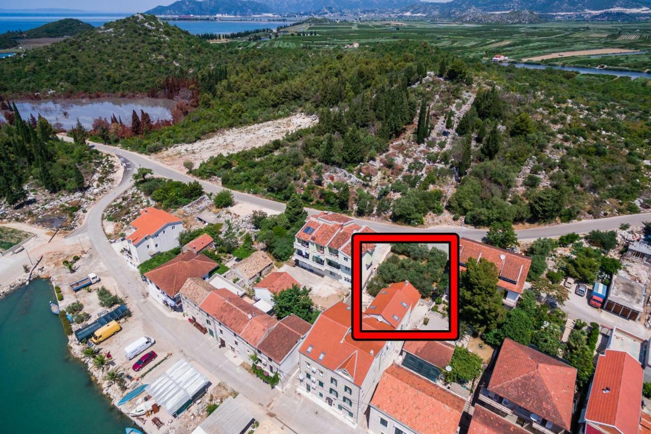 Ana Apartments Blace Luaran gambar