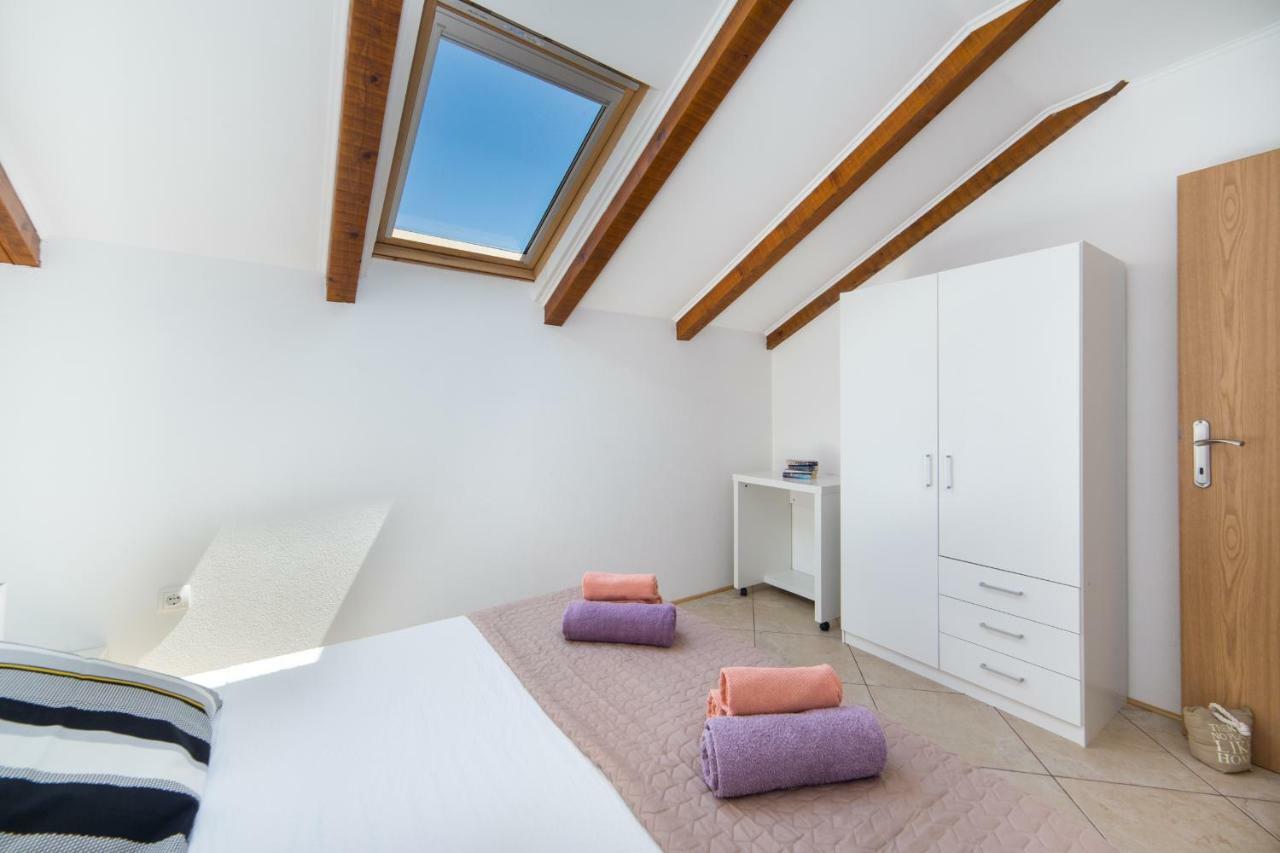 Ana Apartments Blace Luaran gambar